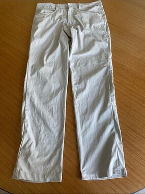 Men’s Lululemon Light Tan  Straight Leg commuter Pants 36